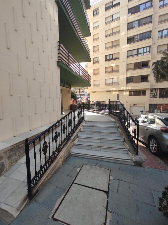 Apartamento en primera línea de playa  Marbella Exterior foto
