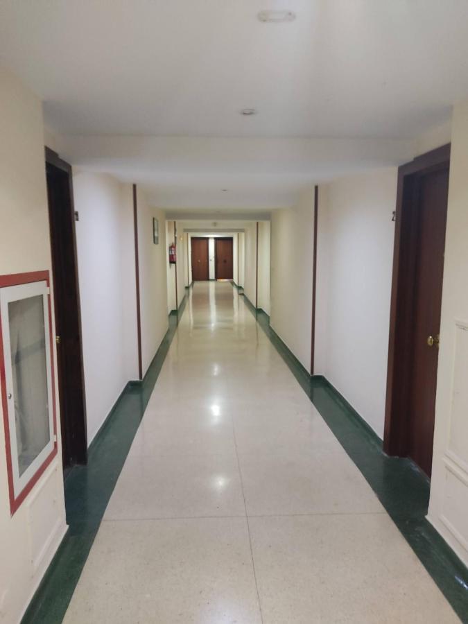 Apartamento en primera línea de playa  Marbella Exterior foto