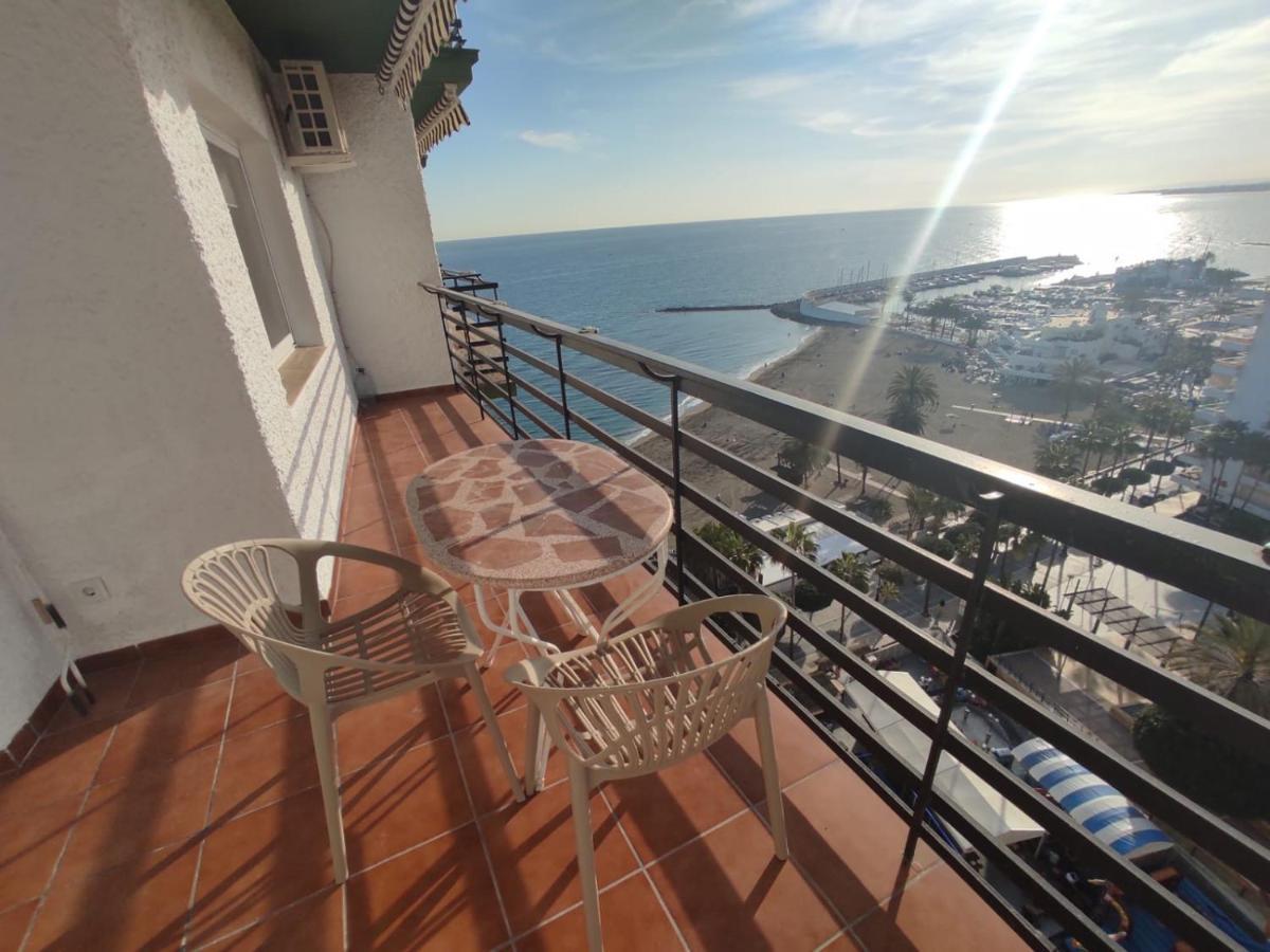 Apartamento en primera línea de playa  Marbella Exterior foto